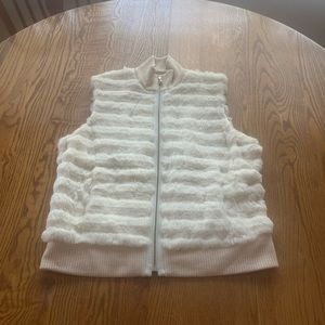 Luxurious St. John Ivory Rabbit Fur & Lamb Leather Vest Pearl Zip Silk Lined